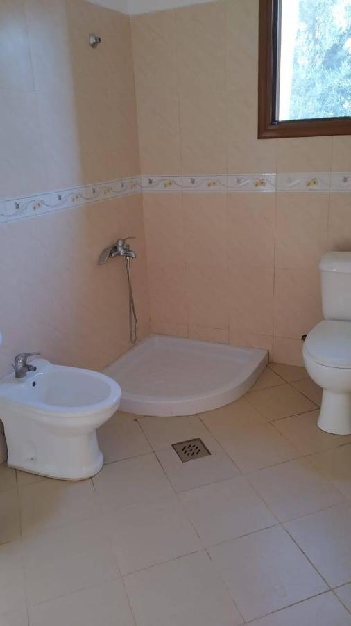 Mullaj Guest House Vlorë エクステリア 写真