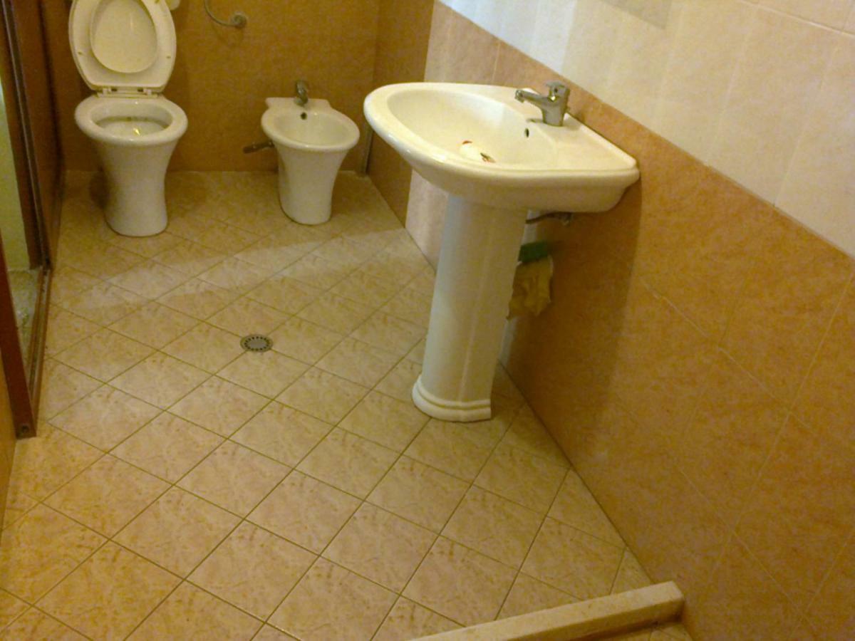Mullaj Guest House Vlorë エクステリア 写真